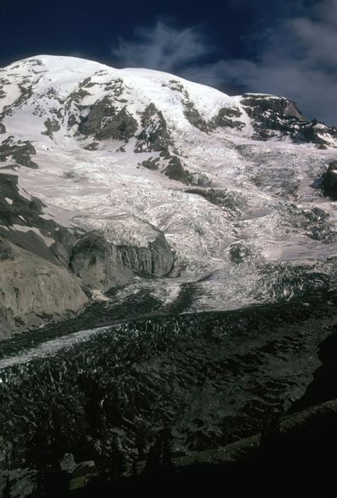 Mount Rainier Late Season For Nisqually Glacier Stock Image Image