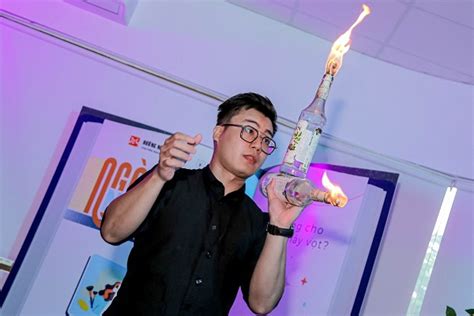 Khóa Học Biểu Diễn Flair Bartending Chuyên Nghiệp