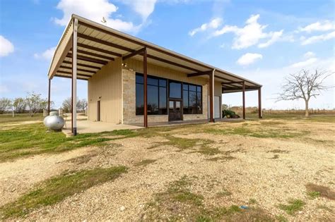 5445 County Road 401 Grandview TX 76050