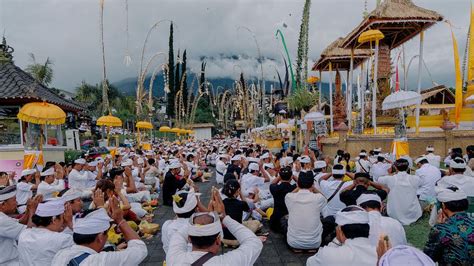 Hari Perayaan Umat Hindu Sambut Perayaan