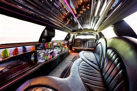 Black Lincoln Stretch Limo - ET Limos