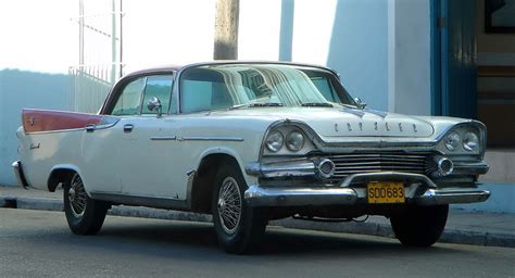 1958 Dodge Coronet Lancer 4-door hardtop | CUBAN CLASSICS