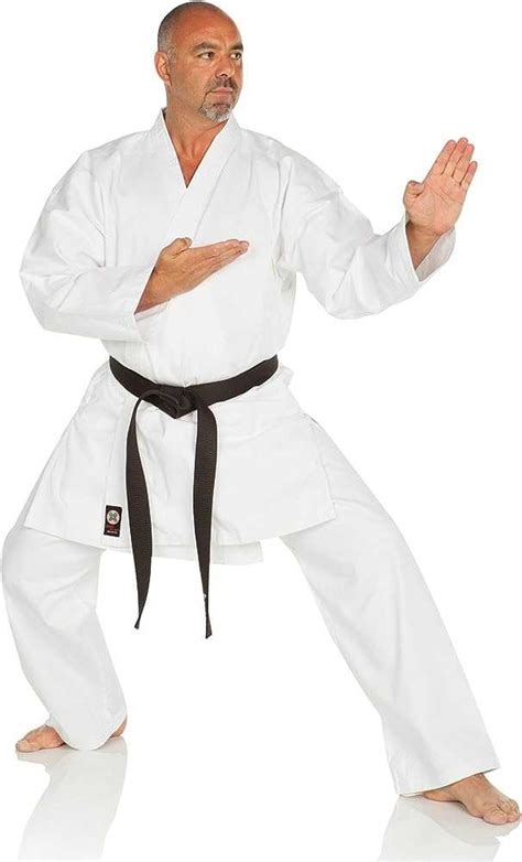 Find The Perfect Karate Uniforms For Training And Competition | Top ...