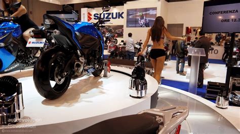 Naked Bike hầm hố Suzuki GSX S chính thức lên kệ trong banh vn