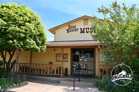 Gold Nugget Museum: "Dogtown Nugget" History in Paradise, California