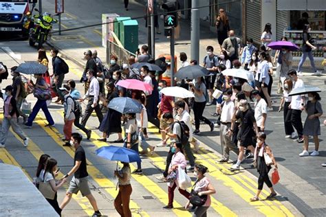 香港政府新聞網 現行社交距離措施延續