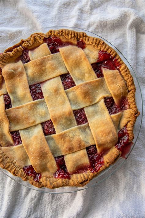 Tart Cherry Pie Frozen Or Canned Cherries Lauren S Latest