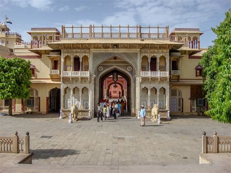 Know Everything Of City Palace Jaipur Rajasthan - 2021