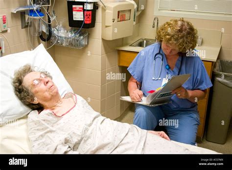 Taking Patient History Hi Res Stock Photography And Images Alamy