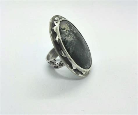 Anillo De Plata Y Engaste De Gata Moss Realizados Por Nube Anillos