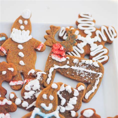 Baking Through Fika: Pepparkakor (Gingerbread Cookies) - Hottie Biscotti