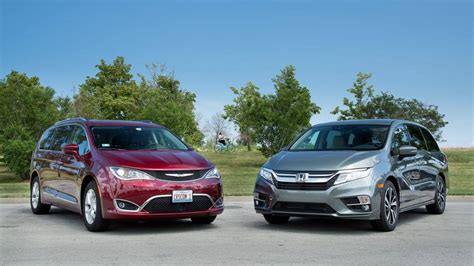 Chrysler Pacifica Vs Honda Odyssey Minivan Matchup Cars