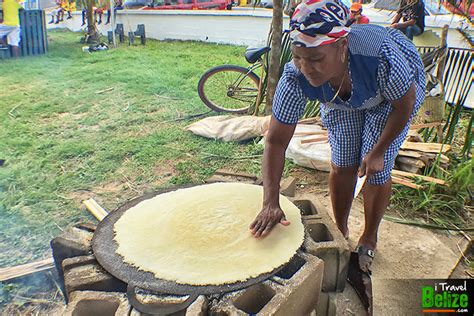 making-cassava-bread-05