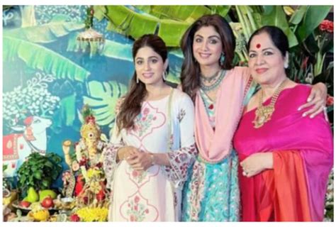 Shilpa Shetty Shares Adorable PIC With Mom Sunanda