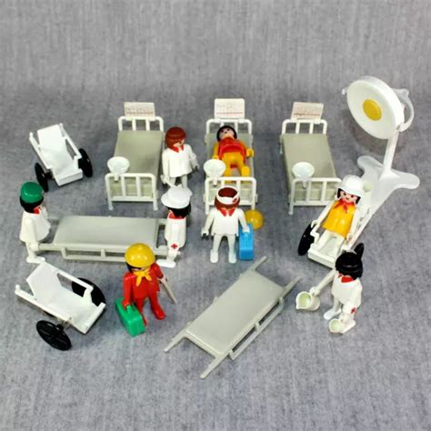 LOT DE FIGURINES PLAYMOBIL SYSTEM KLICKY Hôpital Médecin Infirmières