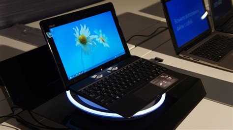 Mobile-review.com Презентация новых ноутбуков Asus на Windows 8