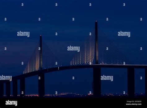 Sunshine Skyway Bridge Silhouette Hi Res Stock Photography And Images