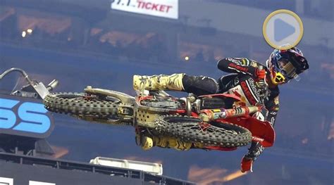 VÍDEO Melhores momentos da 10ª etapa do AMA Supercross em Detroit