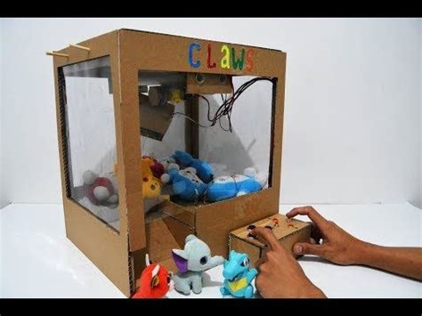 KEREN MESIN CAPIT BONEKA CLAW MACHINE UNIK BERFAEDAH DARI KARDUS