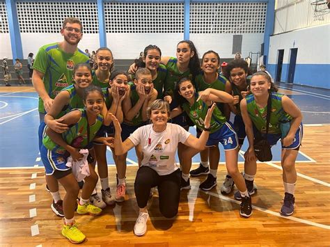 Basquete Feminino Vence Duas E Segue L Der No Paulista Sub