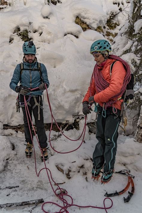 Ice climbing for beginners » Tibi lost in nature