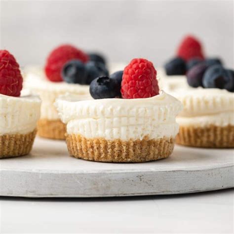 Mini Cheesecakes Easy Cheesecake Recipe