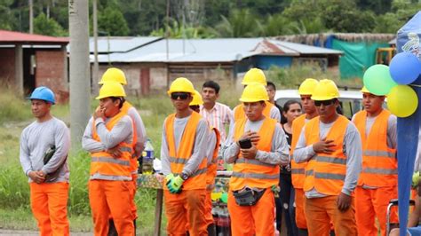 Alcalde Juan Jesus Tovar Fanola Y Consejo Municipal Participan En