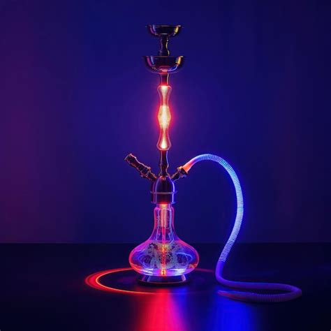 Shisha En Humo De Narguile Con Luz De Ne N Roja Y Azul Sobre Fondo