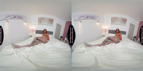 Lara Lee Pink Robe Negligee With Grey Glossy Legwear Vr Porn Video Vrporn