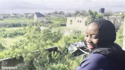 Xvideos Sexygray A Fait Descendre Son Ingenieur Dans Un Batiment Inacheve HD Mp