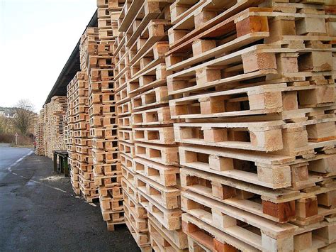 Cómo usar pallets reciclados en el hogar - Innatia.com