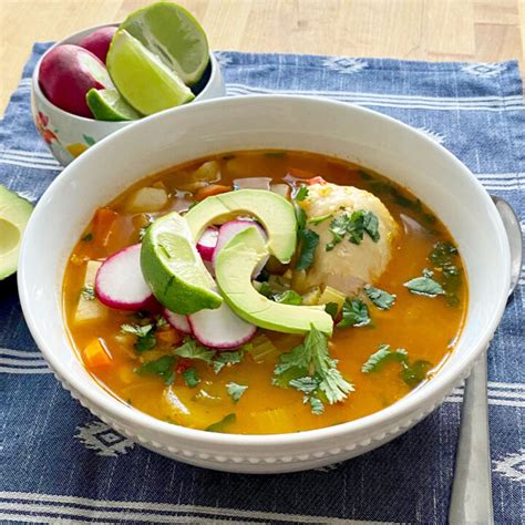 Caldo De Pollo Con Arroz Mexicano