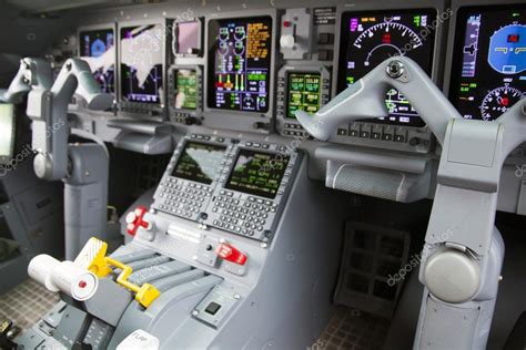 Cockpit of Business Jet, Embraer Legacy 600 — Stock Photo © b0rmann ...