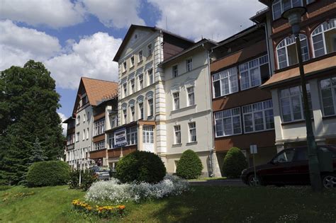 Strona G Wna Sanatorium Uzdrowiskowe Chemik