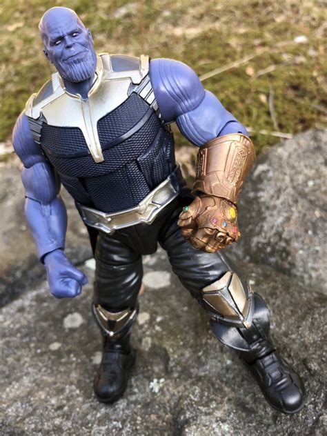 REVIEW: Marvel Legends Infinity War Thanos Build-A-Figure - Marvel Toy News