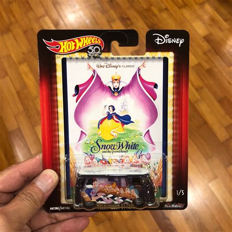 Hot Wheels Disney Snow White Volkswagen T Panel Hobbies Toys Toys Games On Carousell