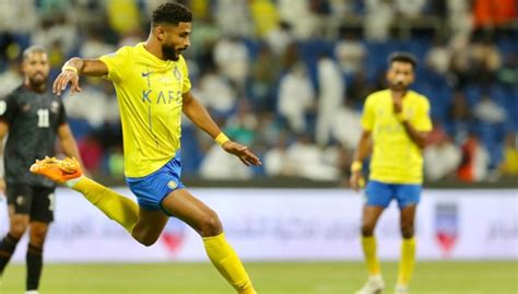 الأهلي يفاوض النصر للتعاقد مع عبدالإله العمري سبورت 360