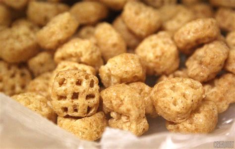 Classic Review: Waffle Crisp Cereal