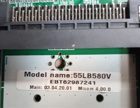 LG 32LB5610 3-at villog, main csere | Elektrotanya