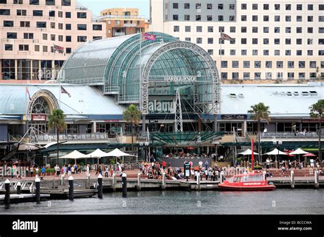 Harbourside Shopping Centre Restaurants And Hotels At Darling Harbour