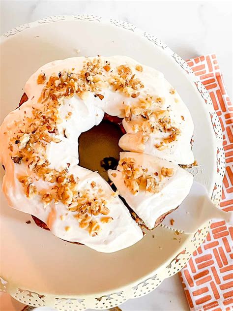 Healthy Carrot Cake with Cream Cheese Frosting | Lauren Fit Foodie