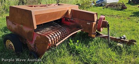 Massey Ferguson 120 Small Square Baler In Seymour Mo Item Mc9001 Sold Purple Wave