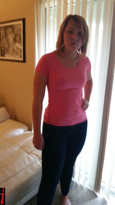 Cute Teen Babe In Tight Pink T Shirt Shows Off Her Great Body Photos