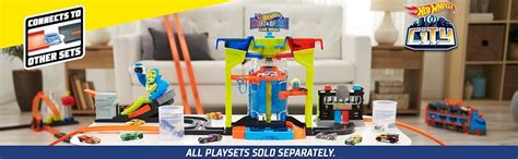 Hot Wheels Stunt Splash Car Wash Play Set Amazon Co Uk Toys Games