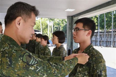 十軍團7月份晉任授階 章指揮官勉莫忘初衷 國防 僑務電子報