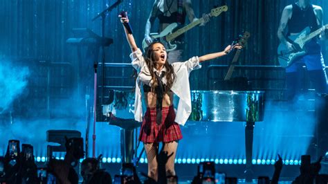 Olivia Rodrigo Shouts Out Fans Watching Concert From Nearby Parking
