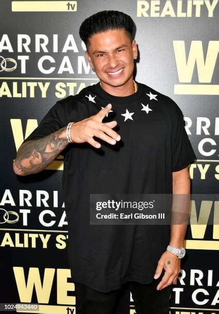 Pauly D Photos and Premium High Res Pictures - Getty Images