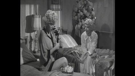 Marilyn In Some Like It Hot Marilyn Monroe Image 5482170 Fanpop