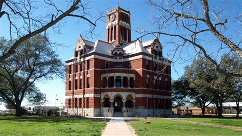 015 Lee County - 254 Texas Courthouses