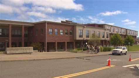 Aberdeen schools to resume Tues. following online threats, Grays Harbor juvenile arrested